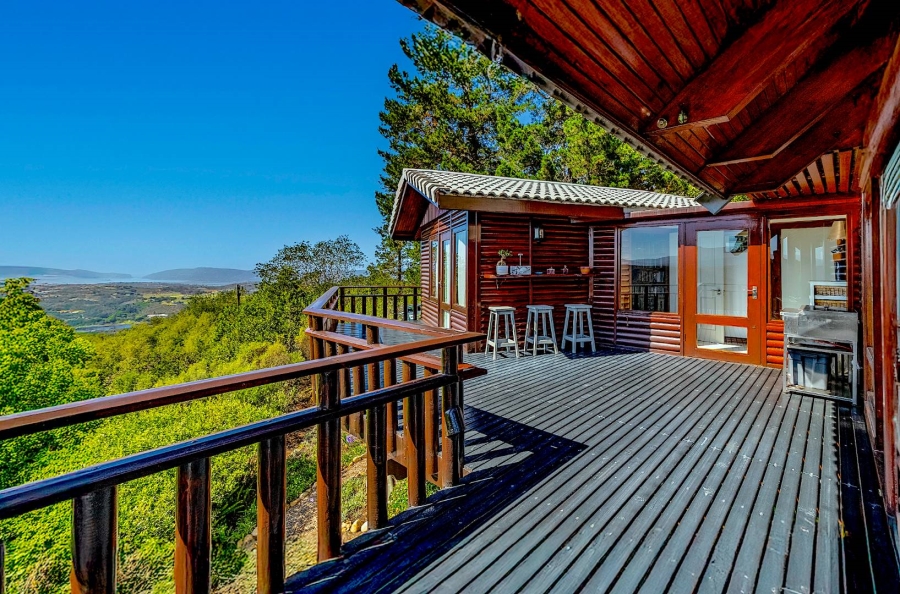 4 Bedroom Property for Sale in Phantom River View Western Cape